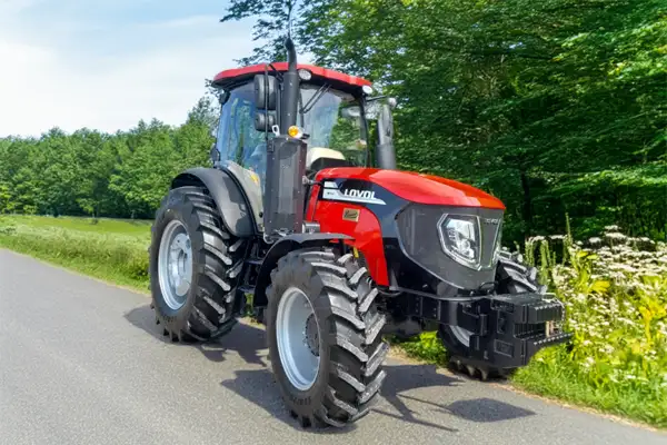 Ciągnik Lovol